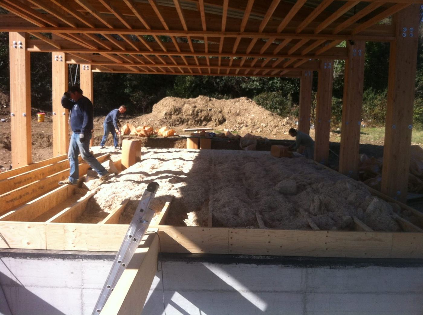 Étape 5 — Remplissage du plancher bois