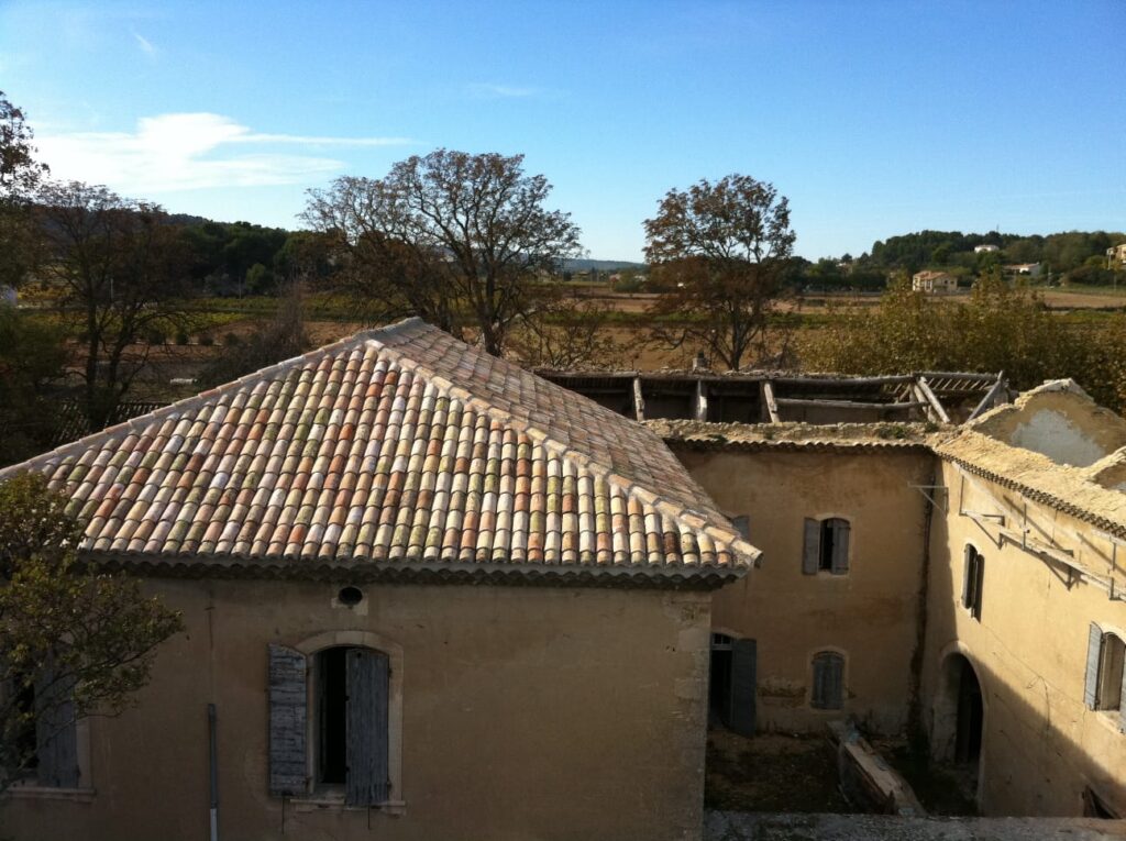 Toiture vielle tuile a l'ancienne